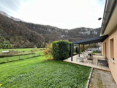 Maison - 103 m² - 5 pièces