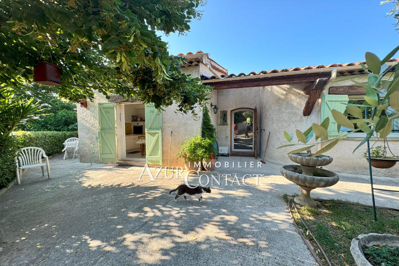 Maison - 210 m² - 8 pièces