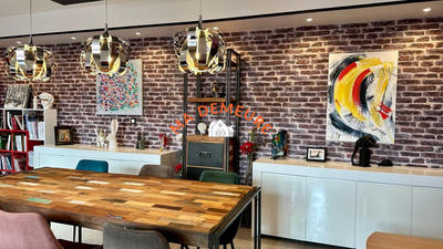 Appartement - 168 m² - 4 pièces