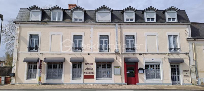 Local d'activité / Entrepôt - 650 m² - 19 pièces