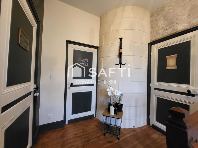 Propriété - 400 m² - 15 pièces