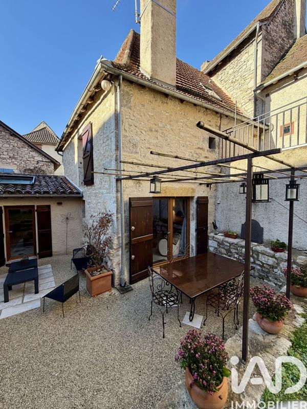 Maison de ville - 140 m² - 8 pièces