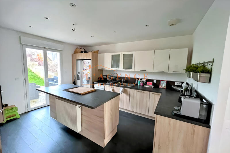 Maison - 157 m² - 6 pièces