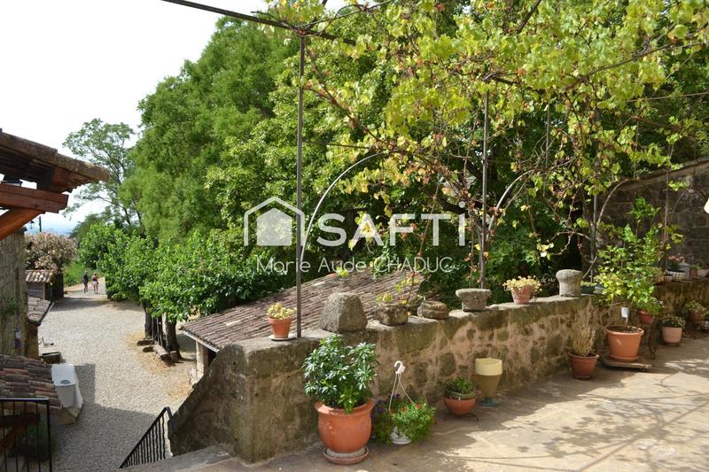 Château - 800 m² - 15 pièces