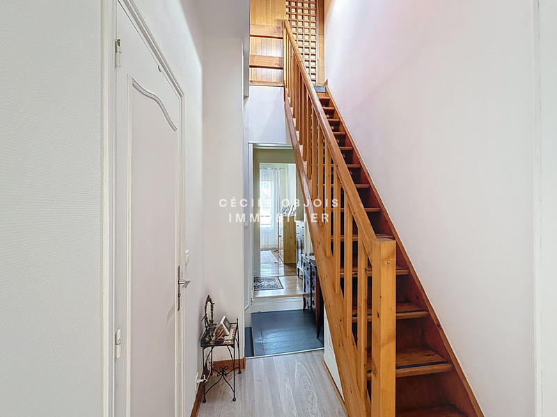 Maison ancienne - 102 m² - 7 pièces