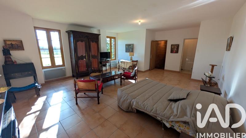 Maison - 160 m² - 7 pièces