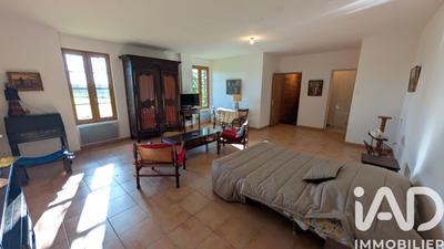 Maison - 160 m² - 7 pièces