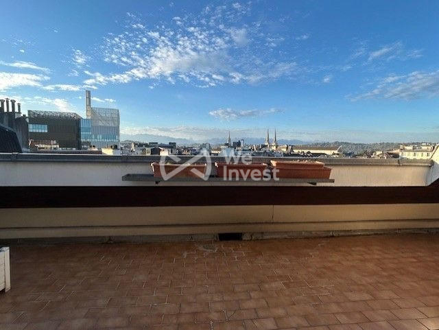 Appartement - 130 m² - 5 pièces