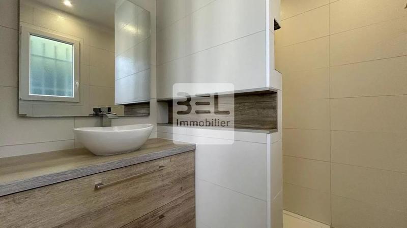 Villa - 127 m² - 6 pièces