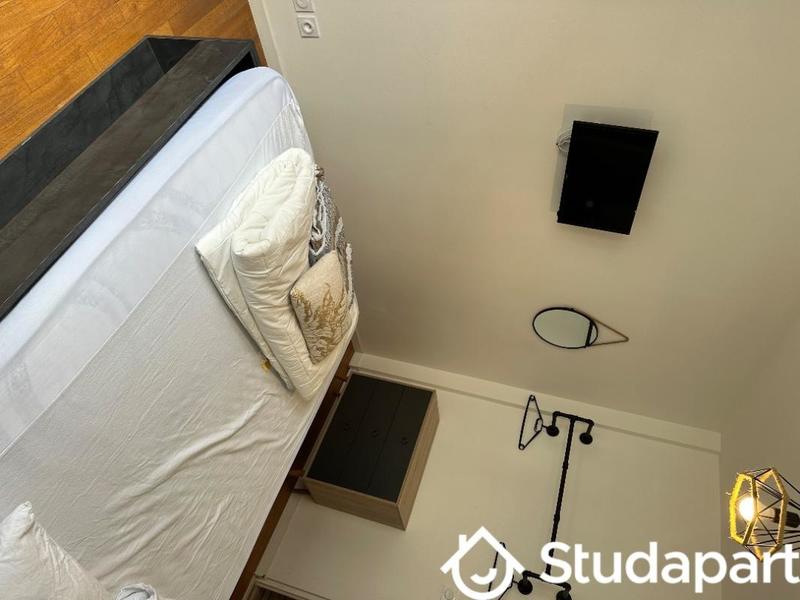 Chambre - 12 m² - 1 pièce