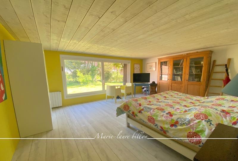 Maison - 440 m² - 8 pièces