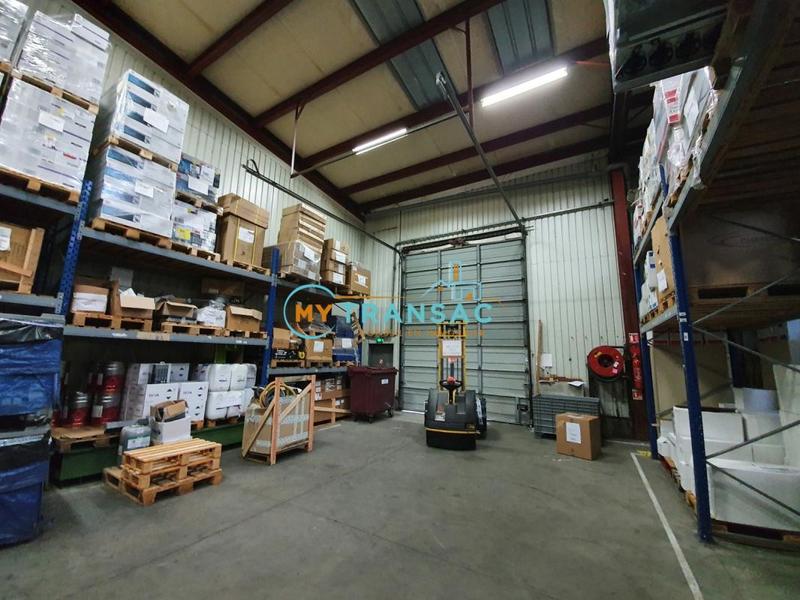 Local d'activité / Entrepôt - 580 m²