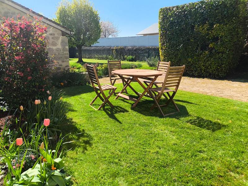 Maison - 250 m² - 9 pièces