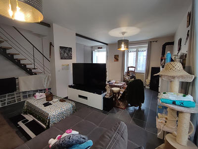 Maison - 102 m² - 5 pièces