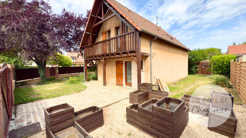 Maison - 100 m² - 6 pièces