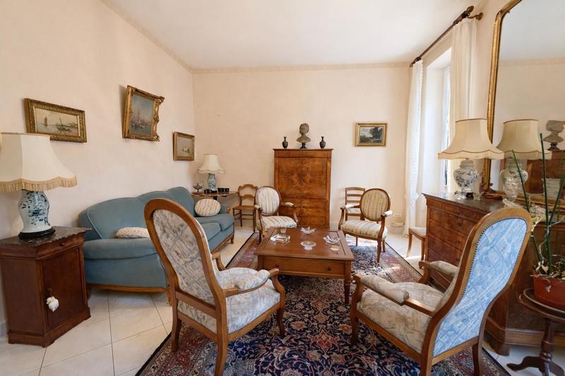 Appartement - 123 m² - 5 pièces