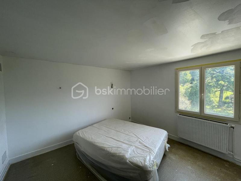 Propriété - 700 m² - 26 pièces