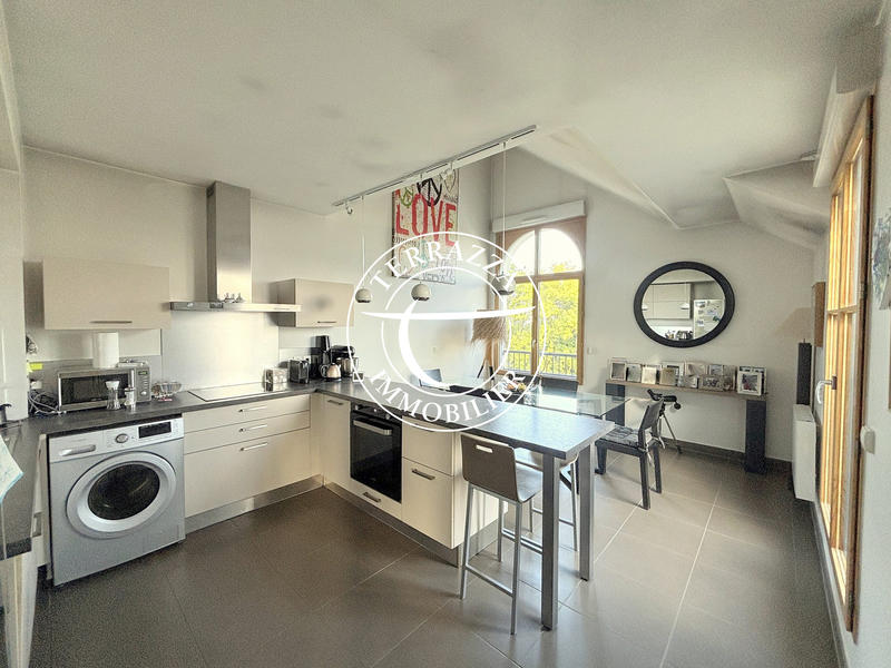 Appartement - 101 m² - 5 pièces