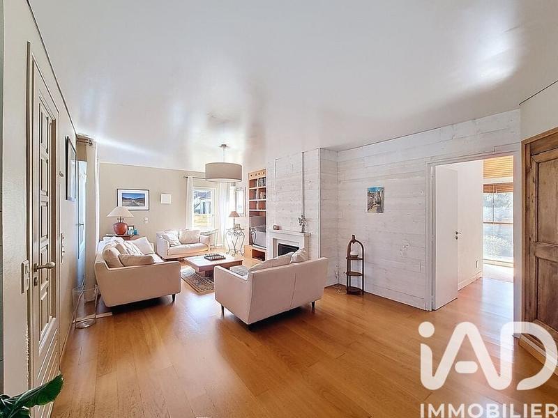 Maison - 186 m² - 7 pièces