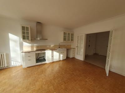 Appartement - 107 m² - 4 pièces