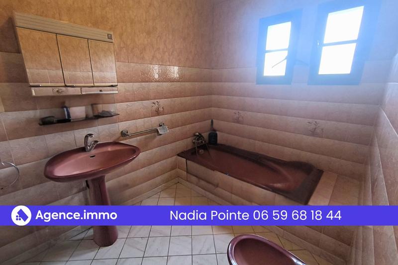 Maison traditionnelle - 147 m² - 8 pièces