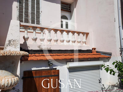 Immeuble - 124 m² - 7 pièces