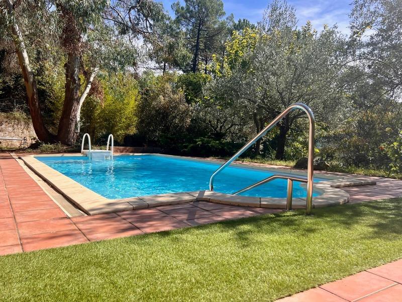 Maison - 196 m² - 6 pièces