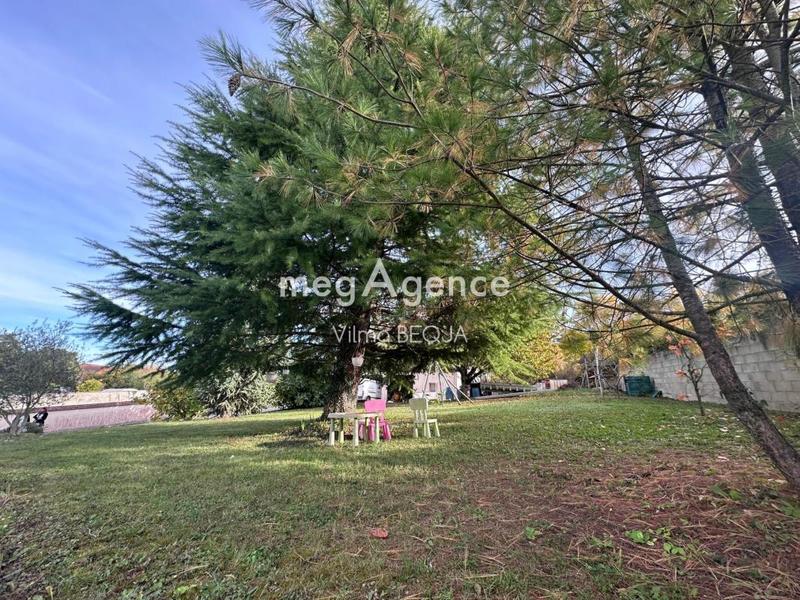 Maison - 192 m² - 7 pièces