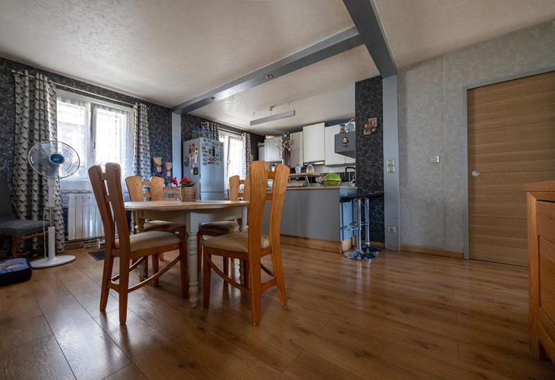 Maison - 172 m² - 4 pièces