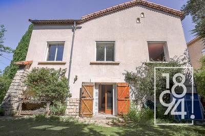 Villa - 223 m² - 5 pièces