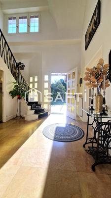 Maison - 177 m² - 6 pièces