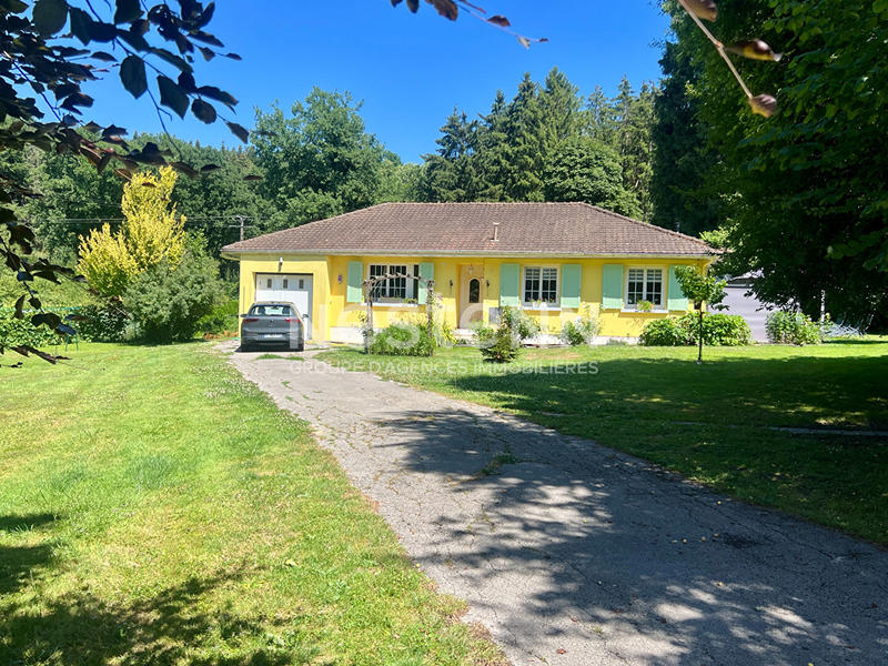 Maison - 90 m² - 5 pièces