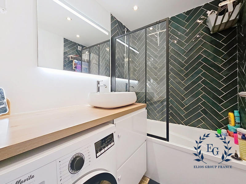 Appartement - 75 m² - 4 pièces