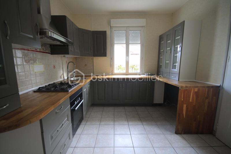 Maison - 86 m² - 4 pièces