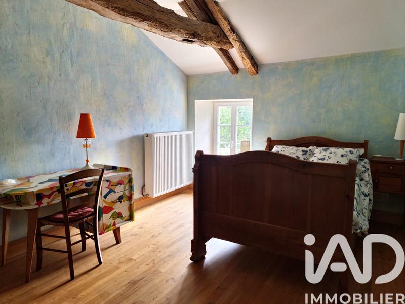 Maison de village - 279 m² - 10 pièces