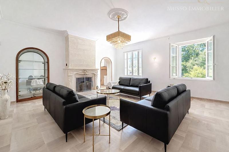 Bastide - 300 m² - 7 pièces