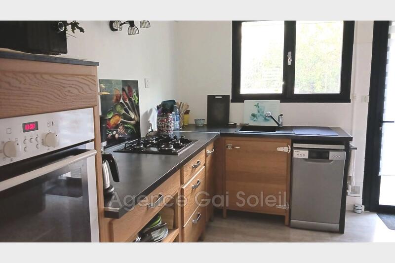 Villa - 120 m² - 6 pièces