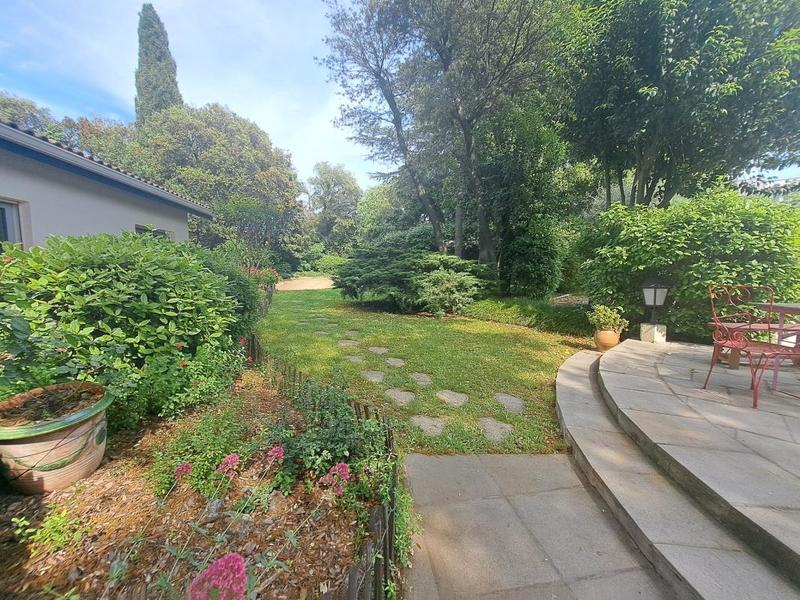 Maison ancienne - 276 m² - 6 pièces