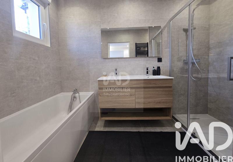 Maison de ville - 101 m² - 5 pièces