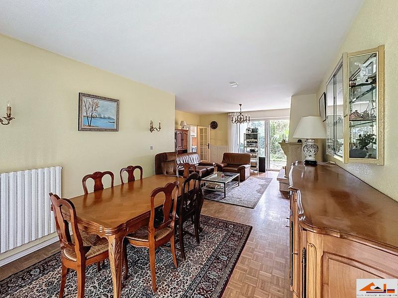 Maison - 179 m² - 6 pièces