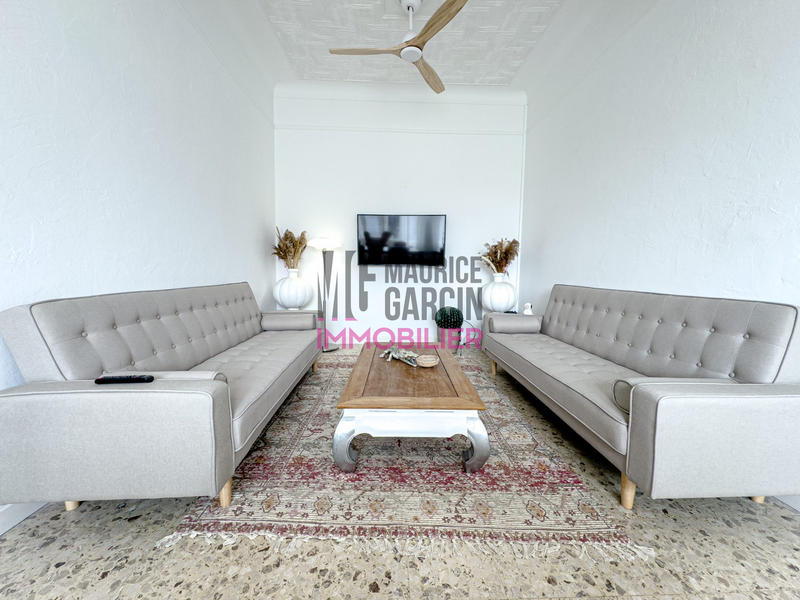 Appartement - 99 m² - 3 pièces