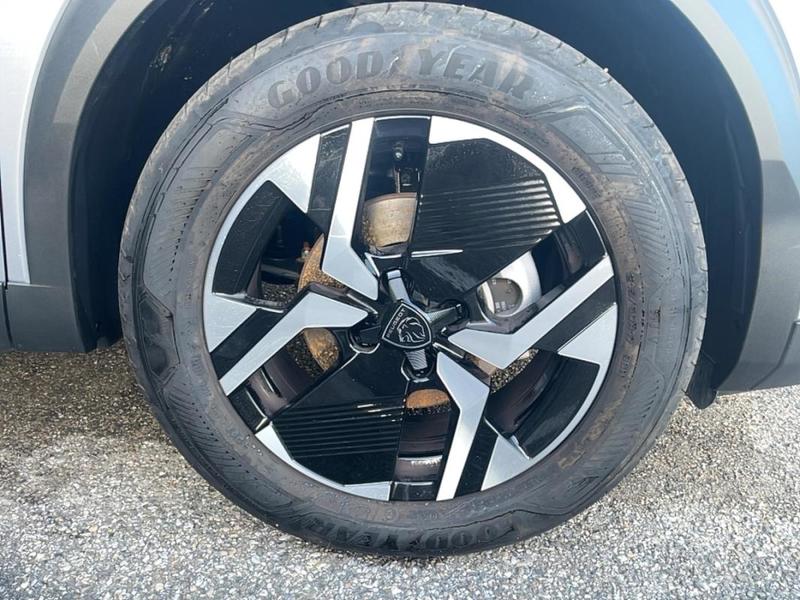 Peugeot 2008 II 100 ch Allure