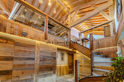 Châlet - 279 m² - 9 pièces