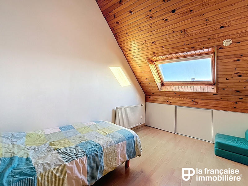 Maison - 161 m² - 8 pièces