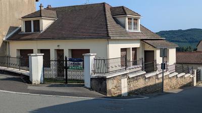 Maison - 151 m² - 6 pièces