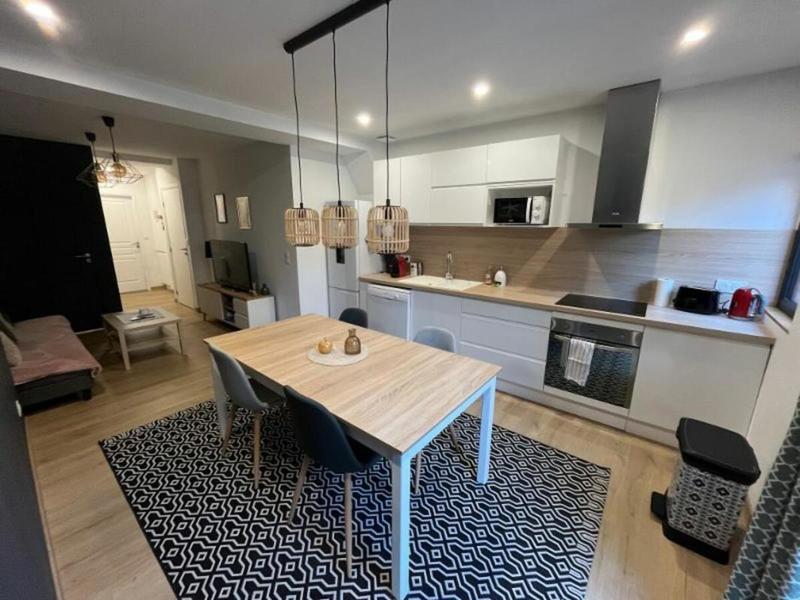 Immeuble - 94 m² - 2 pièces