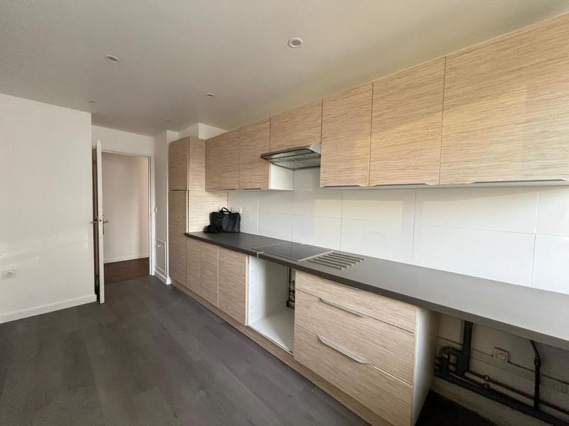 Appartement - 97 m² - 3 pièces