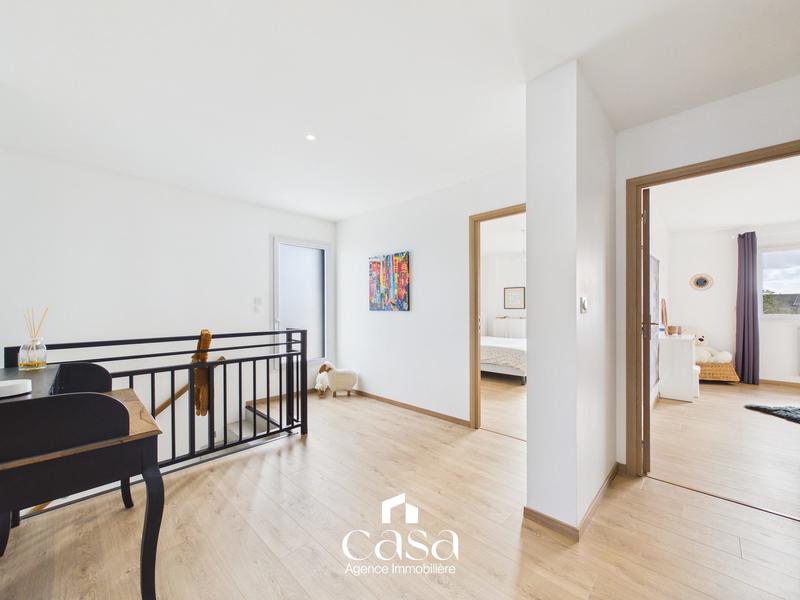 Maison contemporaine - 190 m² - 7 pièces