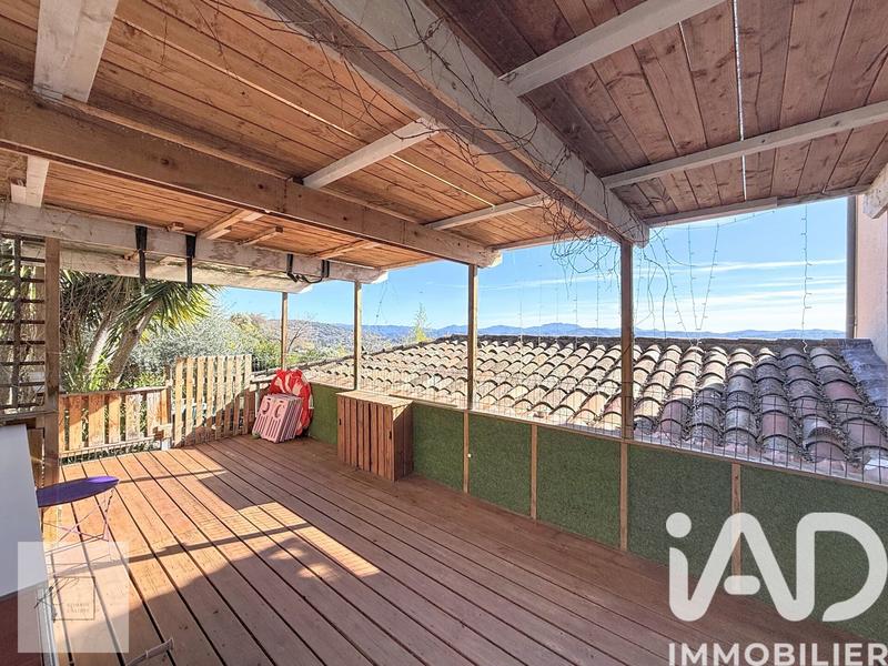 Maison - 214 m² - 6 pièces