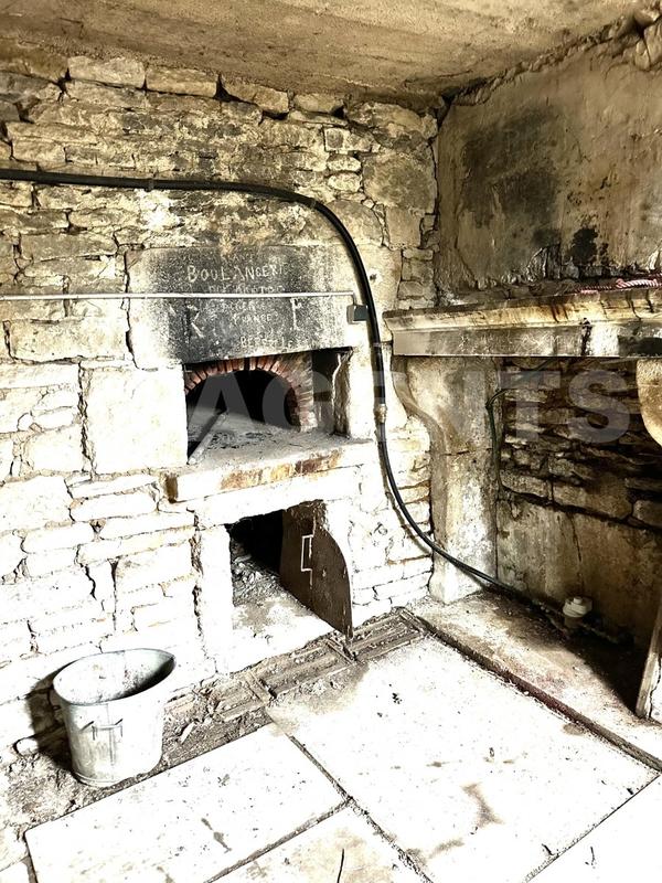 Corps de ferme - 179 m² - 8 pièces